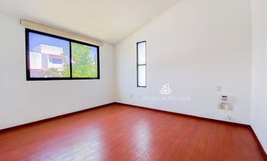 CASA BOSQUE ESMERALDA. ZONA ESMERALDA, SOLO 2 PISOS! VIVE EN LA CASA QUE FLEJA TU EXITO!
