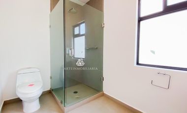CASA BOSQUE ESMERALDA. ZONA ESMERALDA, SOLO 2 PISOS! VIVE EN LA CASA QUE FLEJA TU EXITO!