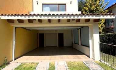 Casa en Venta en Zamarrero, San Miguel, Zinacantepec, Estado de México