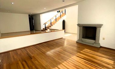 Casa en Venta en Zamarrero, San Miguel, Zinacantepec, Estado de México