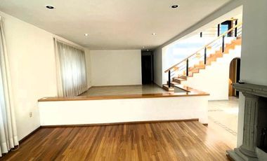 Casa en Venta en Zamarrero, San Miguel, Zinacantepec, Estado de México