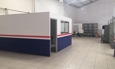 AMPLIA BODEGA EN RENTA CON EXCELENTE UBICACIÓN EN EL CENTRO DE LA CIUDAD
