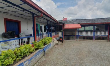 EN VENTA FINCA CAFETERA DE 120 CUADRAS EN SANTUARIO,RISARALDA