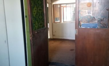 GRAN CASA ANTIGUA PARA REFACCIONAR