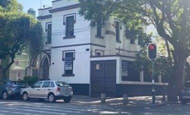 Casa en Venta con uso de suelo en zona de restaurantes en la col. Roma