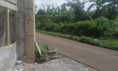 2100 M2 Tanah Strategis Pinggir Jalan Utama Desa Cilame, Ngamprah, Bandung Barat
