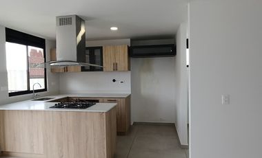 APARTAMENTO EN ARRIENDO CON MUY BUENA UBICACION CENTRAL
