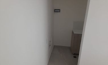 APARTAMENTO EN ARRIENDO CON MUY BUENA UBICACION CENTRAL