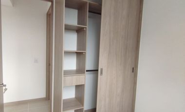 APARTAMENTO EN ARRIENDO CON MUY BUENA UBICACION CENTRAL