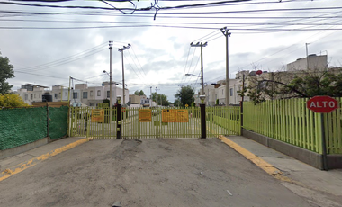 CASA DE RECUPERACIÓN BANCARIA EN CALLE PINOS, COL.  SAN JOSE PUENTE GRANDE, CUAUTITLÁN, ESTADO DE MEXICO. ¡NO SE ACEPTAN CRÉDITOS!