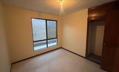 CASA EN VENTA EN JARDINES DE LA CRUZ