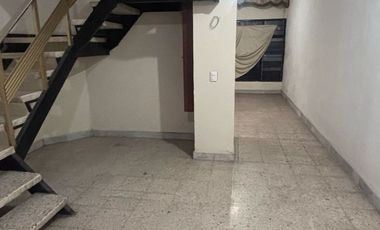CASA EN VENTA EN JARDINES DE LA CRUZ