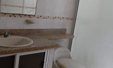 VENDO CASA ESQUINA BARRIO MANGA