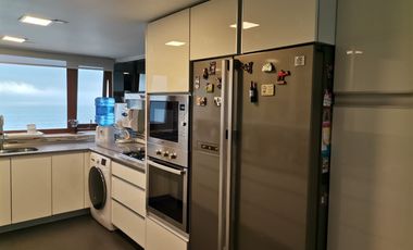 Casa en venta con hermosa vista al mar, Reñaca.