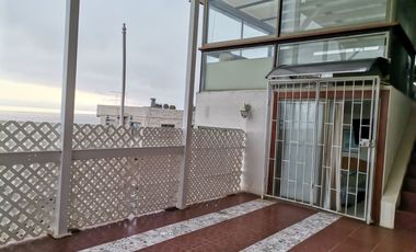 Casa en venta con hermosa vista al mar, Reñaca.