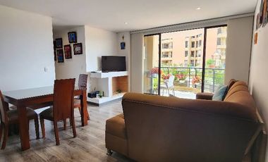 APARTAMENTO PRIMER PISO, PONDEROSA CAMPESTRE 100 MTS 3 HABITACIONES, 2 PARQUEADEROS   3 BAÑOS, SALA COMEDOR, COCINA, LAVANDERIA,  PATIO CUBIERTO, BALC