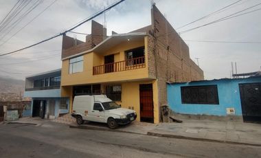 Se Vende casa de 2 pisos cerca al Nuevo Hospital Oncológico Regional- Ventanilla