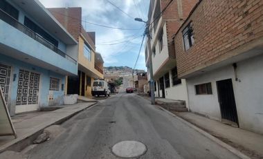 Se Vende casa de 2 pisos cerca al Nuevo Hospital Oncológico Regional- Ventanilla