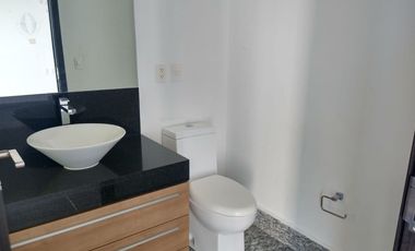 EN TOWERS BOSQUE REAL HERMOSO DEPTO PISO 7 2 REC. 2.5 BAÑOS Y CUARTO DE SERVICIO