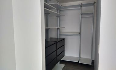 EN TOWERS BOSQUE REAL HERMOSO DEPTO PISO 7 2 REC. 2.5 BAÑOS Y CUARTO DE SERVICIO