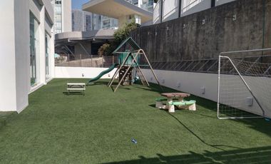 EN TOWERS BOSQUE REAL HERMOSO DEPTO PISO 7 2 REC. 2.5 BAÑOS Y CUARTO DE SERVICIO