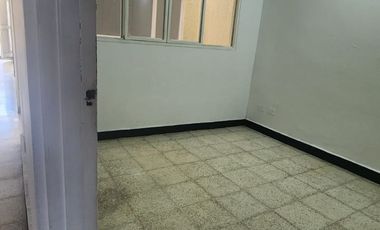 SE ARRIENDA CASA COMERCIAL SOBRE VIA PRINCIPAL. B/ EL BOLIVAR