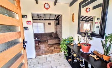 Casa Con Gran Terreno 4d/3b En Microbarrio. El Bosque