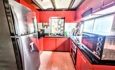 Casa Con Gran Terreno 4d/3b En Microbarrio. El Bosque