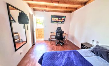 Casa Con Gran Terreno 4d/3b En Microbarrio. El Bosque