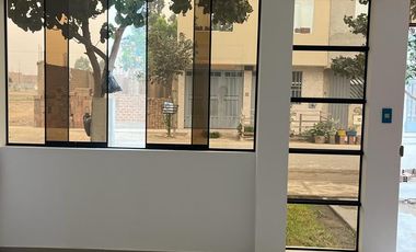 ENTREGA INMEDIATA CASA DE ESTRENO LOS GIRASOLES EN CARABAYLLO / PAPELES EN REGLA