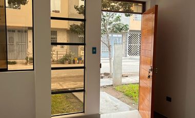 ENTREGA INMEDIATA CASA DE ESTRENO LOS GIRASOLES EN CARABAYLLO / PAPELES EN REGLA