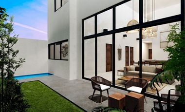 CASA CON JARDIN Y ALBERCA EN PLAYA DEL CARMEN