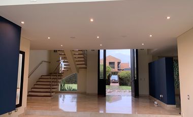 Venta casa en San Simón