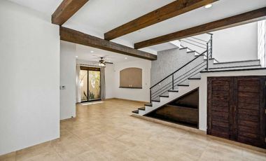 Casa Laura, con Ubicación Estratégica