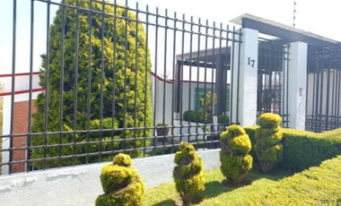 CASA EN REMATE, EN BOULEVARD DEL ARCO CONDADO DE SAYAVEDRA