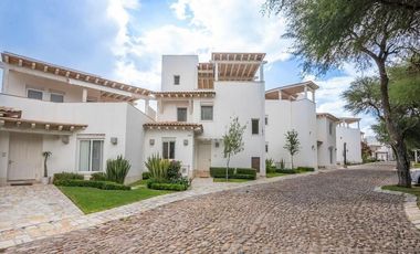 Casa Otomi