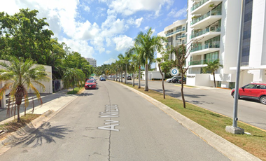 PRECIOSA CASA DE RECUPERACIÓN BANCARIA EN VENTA EN CANCÚN, QROO.