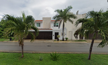 PRECIOSA CASA DE RECUPERACIÓN BANCARIA EN VENTA EN CANCÚN, QROO.