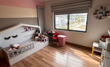 CASA EN FRACCIONAMIENTO SENDAS RESIDENCIAL, A UN COSTADO DE CAPITAL NORTE