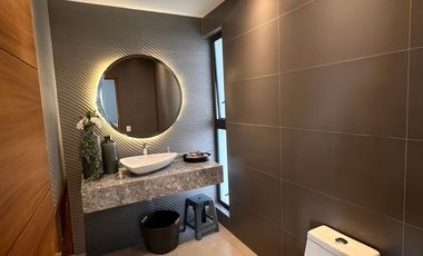 CASA EN FRACCIONAMIENTO SENDAS RESIDENCIAL, A UN COSTADO DE CAPITAL NORTE