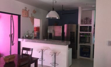 Renta o Venta de casa de un piso de Baspul, tres recámaras, SIN muebles..