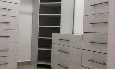 Renta o Venta de casa de un piso de Baspul, tres recámaras, SIN muebles..