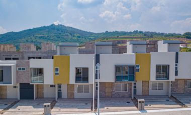 Casas Desde 2,650,000 en Residencial Albazur