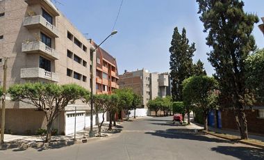 Venta de Departamento en Remate Bancario, col. Paseos de Taxqueña, CDMX.