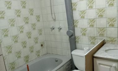Casa 2 dormitorios 1 baño estacionamiento Las Torres Maipú