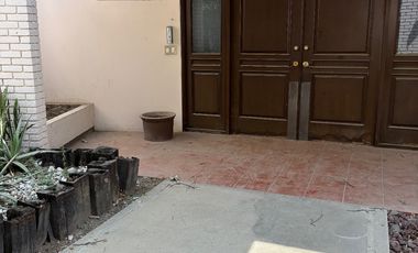 casa 1 piso Miravalle para remodelar totalmente