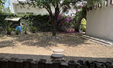 casa 1 piso Miravalle para remodelar totalmente