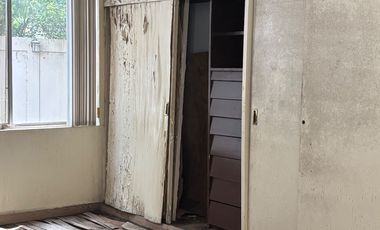 casa 1 piso Miravalle para remodelar totalmente