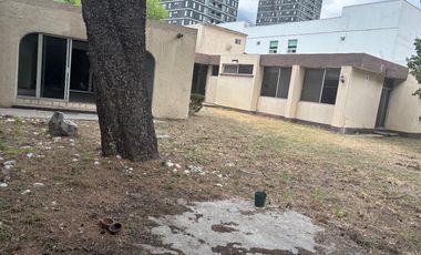 casa 1 piso Miravalle para remodelar totalmente