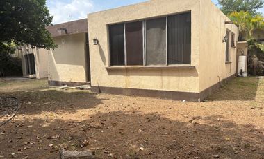 casa 1 piso Miravalle para remodelar totalmente